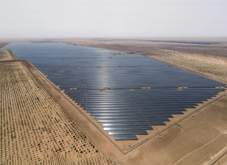 EWEC initieert biedingen voor een zonne-energieproject van 1,5 GW in de Verenigde Arabische Emiraten